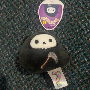 Squishmallows Halloween Otto the Grim Reaper Plush Clip 3.5”